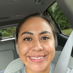 Meet your Posher, Deborah